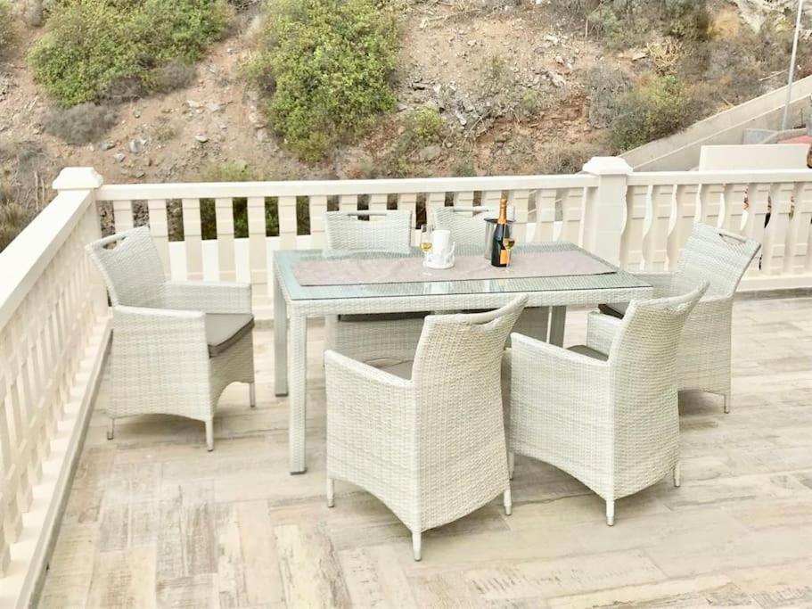 Villa Vista Bella Costa Adeje In Ruhiger Villengegend Mit Meerblick 外观 照片