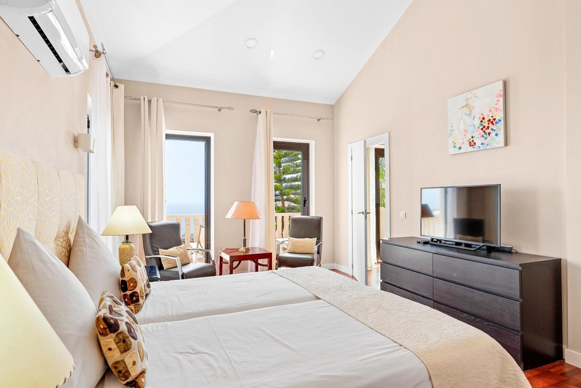 Villa Vista Bella Costa Adeje In Ruhiger Villengegend Mit Meerblick 外观 照片